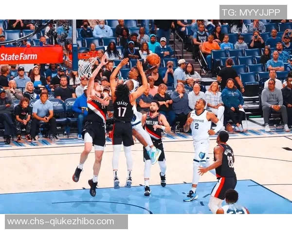 开拓者与灰熊激战正酣谁能在这场对决中笑到最后